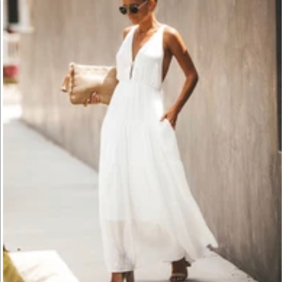Vici Collection white Maxi Dress. Worn once. - Picture 4 of 4